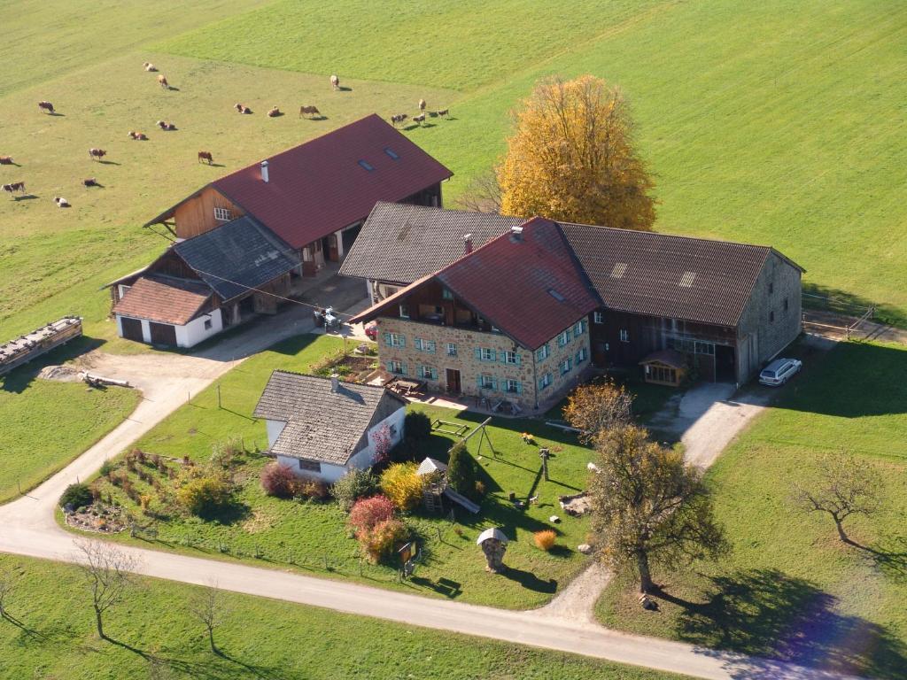 Baby- Und Kinderhof Aicherbauer Seeham Kültér fotó